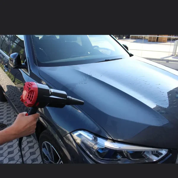 Cleeny Auto luchtdroger demonstratie op auto